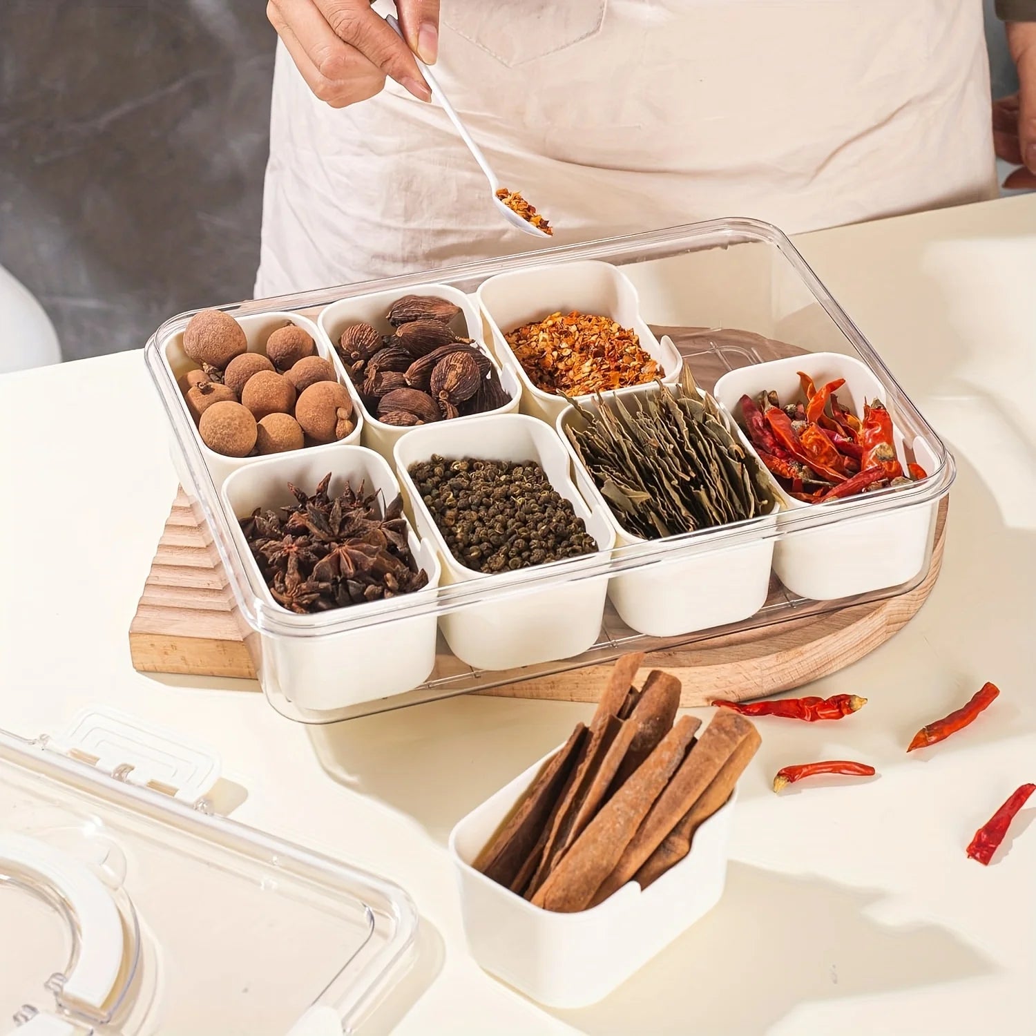 SmartStore Food Tray - 8 Grid Snack Box Container